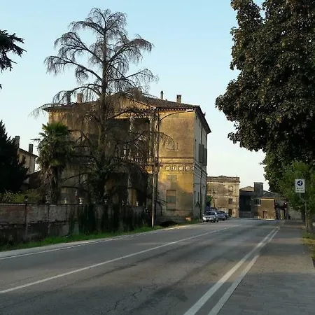 Πανσιόν Macri Montagnana (Veneto)